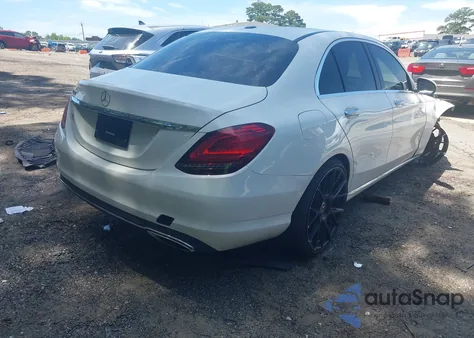 2019 Mercedes-Benz C 300 из США, поврежденный, VIN 55SWF8DB3KU307720